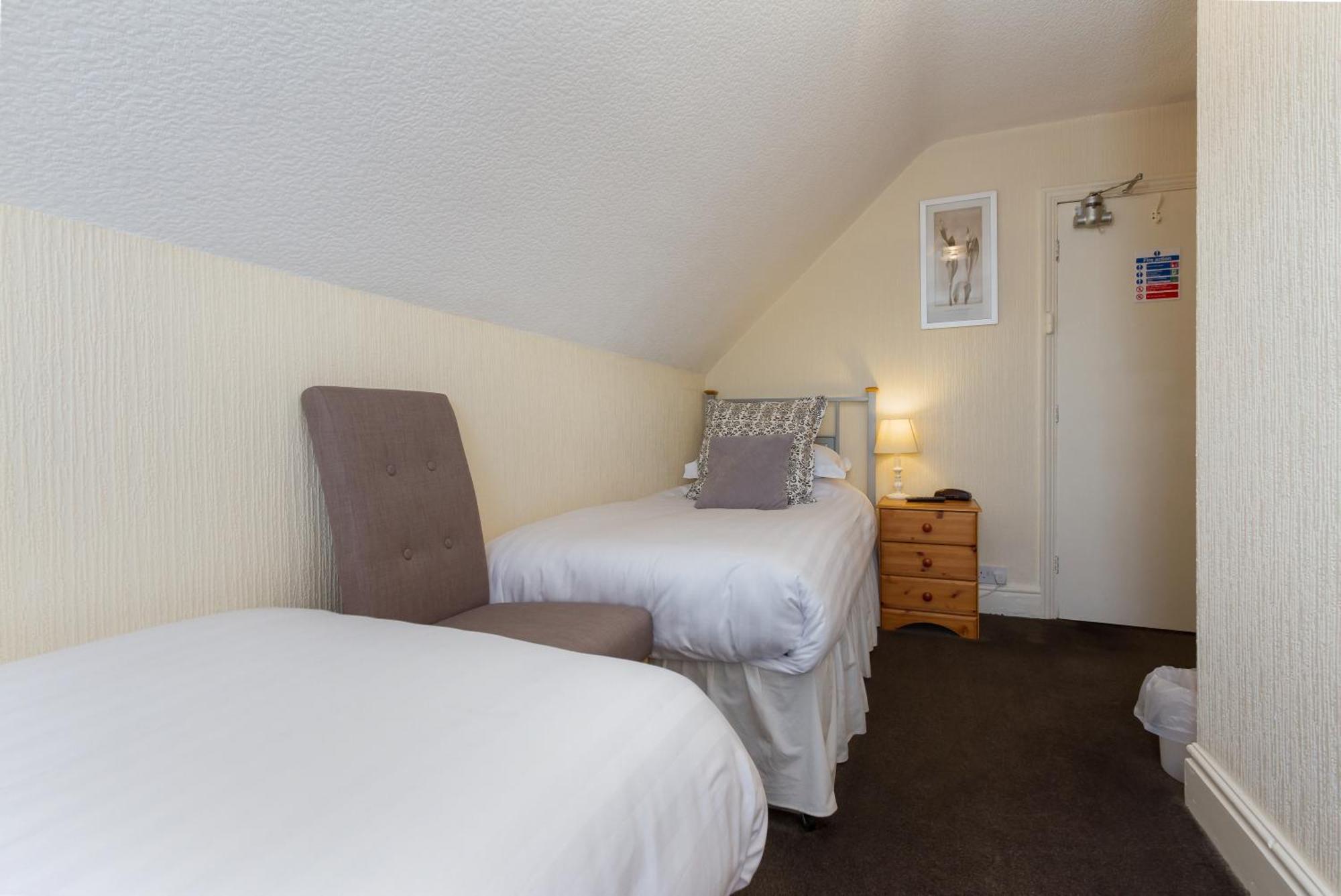 The Beechcliffe Hotel - Over 35'S Only Blackpool Ruang foto